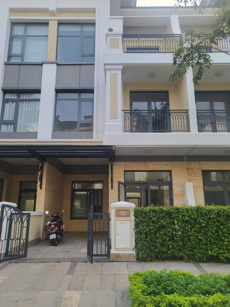 Đi đến slide 10