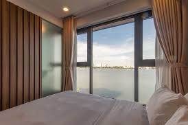 Bán nhà mặt hồ, mặt phố Yên Hoa Tây Hồ view hồ kinh doanh thang máy hơn 22 tỷ