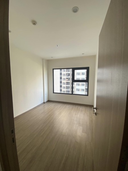 Chuyển nhượng căn hộ 2PN, DT 55m², View trường tại Vinhomes Ocean Park giá 1,7x tỷ