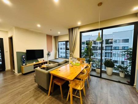 Gia đình chuyển định cư nên cần bán căn hộ 2PN+1, 2WC căn góc giá 1,820TR Vinhomes Ocean Park