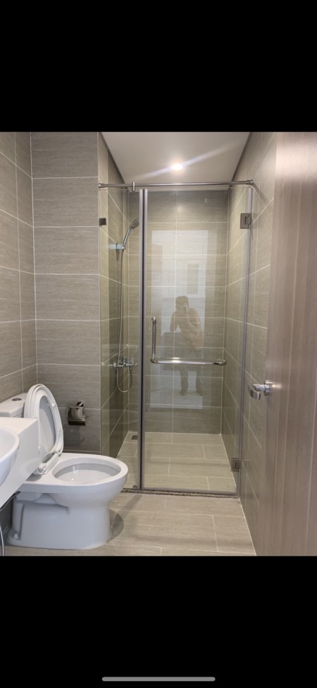 Cho thuê căn hộ 1PN+ Vinhomes Quận 9 bếp rèm chỉ 5,7 triệu / tháng