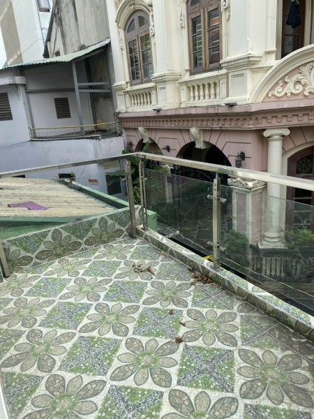 Đi đến slide 8