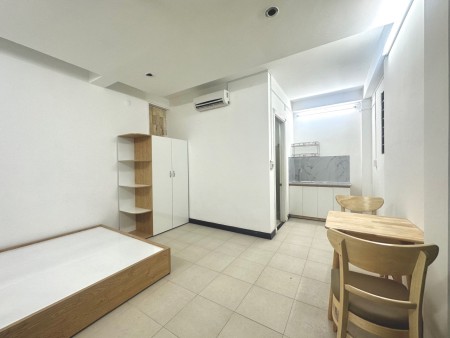 Phòng căn hộ Studio tách bếp đủ nội thất cao cấp 224/20 Lý Thường Kiệt P.14, Q.10. Ngay ĐH Bách Khoa