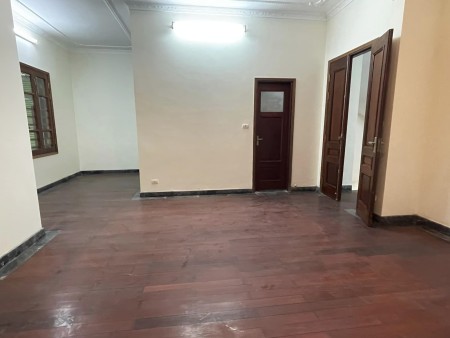 Bán biệt thự quận Ba Đình. DT 339m, 4T, MT 12m, 66 tỷ. Xây khách sạn, toà Building, giữ tiền cực tốt
