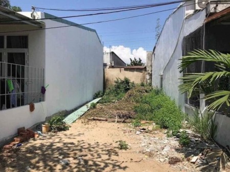 Đất thổ cư 160m2/SHR 530 triệu Nằm Chợ Việt Kiều 0395171772