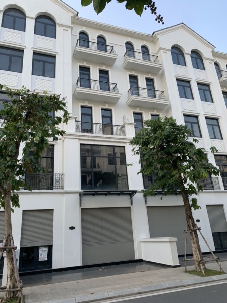 Chủ kẹt tiền bán gấp nhà phố 126m2 Vinhomes Quận chỉ chỉ 19,3 tỷ BTP