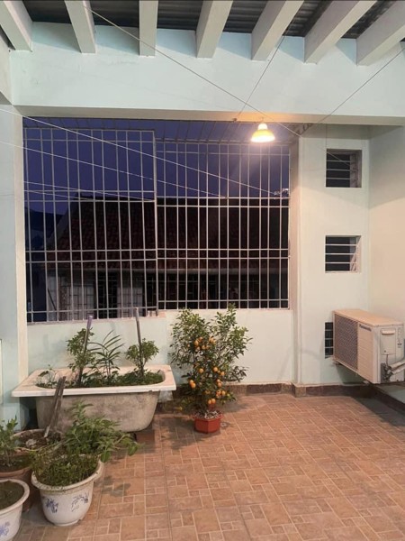 Cực hiếm !! Chính chủ cần bán nhà Ngọc Hồi - Ô tô tải đổ cửa - Kinh doanh đỉnh. DT 45m2. Giá 3 tỷ