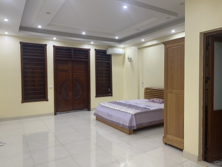 Cho thuê nhà mặt tiền kinh doanh tại Vĩnh yên, Vĩnh Phúc. Gía 20 triệu. LH: 098.991.6263