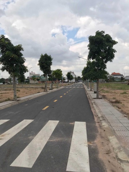 Cần bán đất nền view đẹp chính chủ giá 1 tỷ 8