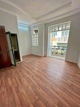 Bán nhà đẹp giá mềm 60m đường thống nhất