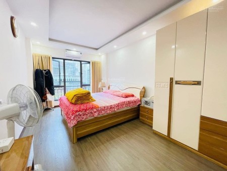 Cần bán nhà Lô góc Tây Sơn, 2 thoáng, 30m ra phố, KD, full NT ở ngay, 27m2x5T