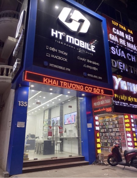 Cho thuê nhà mặt phố Thái Hà số 135, nhà 2 mặt tiền rất thuận tiện kinh doanh