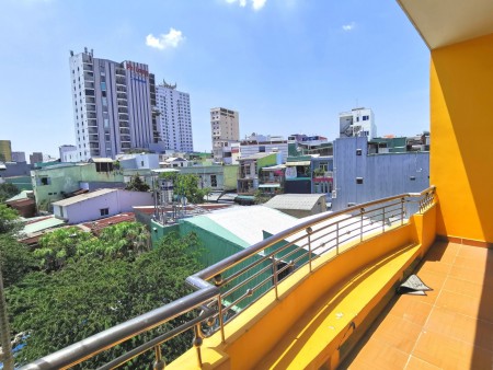 Bán nhà 3 tầng siêu phẩm cực đẹp đường Nguyễn Văn Linh, DT 50m2, giá chỉ 3,05 tỷ
