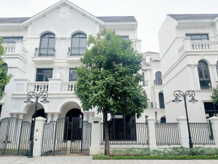Bán liền kề Sao Biển 88.6 m2 giá 12.86 tỷ tại Vin Gia Lâm (0985941715)