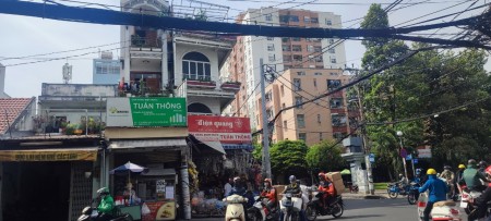 Mặt tiền kinh doanh gốc 2 MT Nguyễn Thái Bình P4 TB, DT: 4,5x13, nhà 5 lầu,giá 18,4 tỷ
