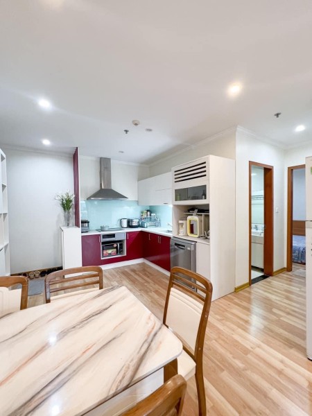 Bán căn 2 ngủ 80m2 Park Hill, kđt times city đầy đủ đồ 4 tỷ bao phí