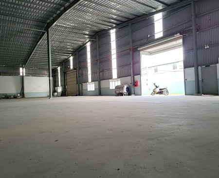 Cho thuê 2.300m2 nhà xưởng Thuận An Giá 60.000/m2/tháng , đường cont khu SX tập trung