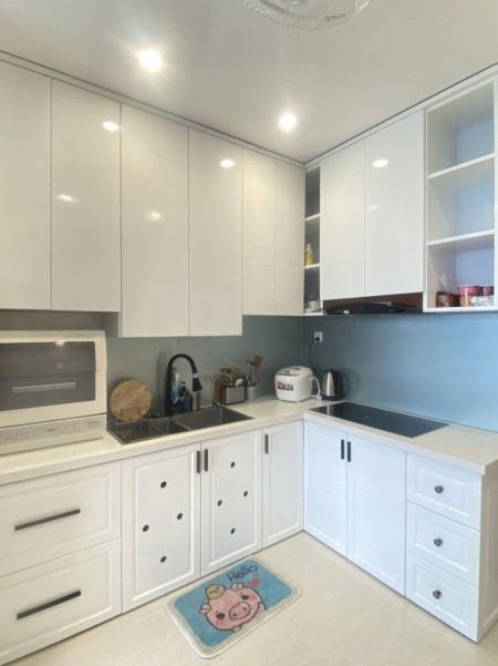 Tôi cần cho thuê căn hộ 2 ngủ 9 triệu full đồ Vinhomes Smart.