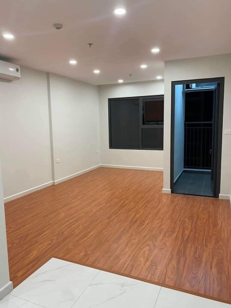 Bán gấp căn Studio Imperia Smart City, giá 1.23 tỷ. view siêu đẹp tầng trung, miễn phí dịch vụ 5 năm