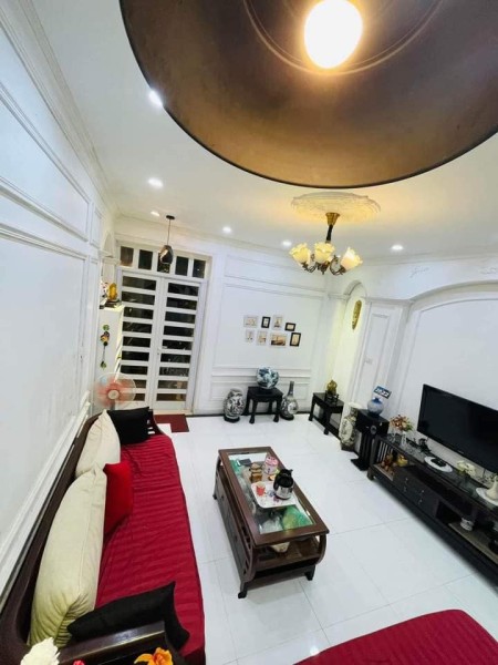 Bán nhà ngõ ô tô Thái Hà, Đống Đa 62m2, 4 tầng, giá 9.3 tỷ.