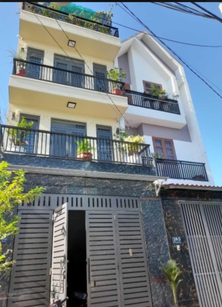Cần bán nhà SH 57m2, hẻm rộng 6m,3tỷ2 P.Thạnh Lộc Q.12 gần trường học,chợ Sân bay TSN.LH: 0941580114