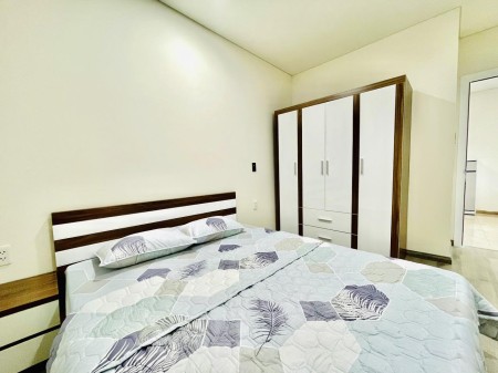 Tầng cao ngắm pháo hoa ngay tại căn hộ cực chill
