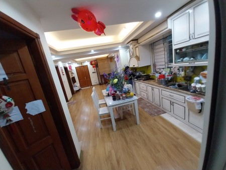 Bán căn hộ chung cư 100m2, 3PN, 2WC, view quãng trường Gold Mark tại Hồ Tùng Mậu!