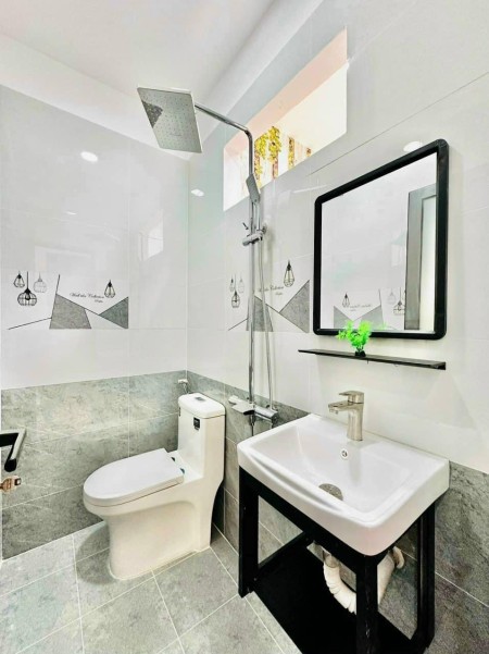 Bán nhà shr tại kdc Vĩnh Lộc mới dt 34m2 giá 2,6 tỷ ctl