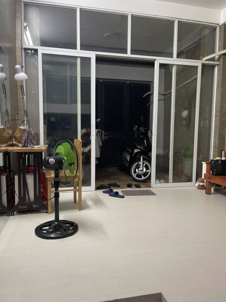 Bán căn hộ tầng trệt 65m2 tiện kinh doanh hẻm 595 CMT8 P15 Q10