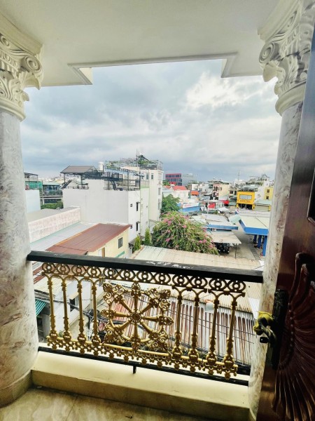 Bán nhà Nguyễn Kiệm 4.2 x 13 hẻm 8m giá 8.x tỷ