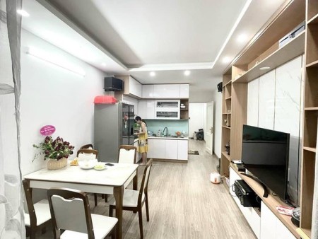 Bán nhà Trương Định 46m2 x 5 tầng, 6 phòng ngủ, giá 4.8 tỷ