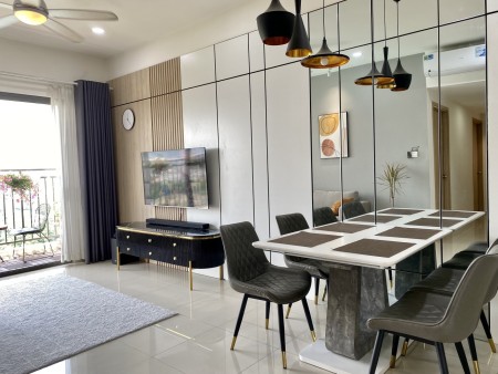 Bán gấp căn hộ 3PN The Sun Avenue diện tích 96m2 giá tốt 4,9 tỷ, view Landmark 81