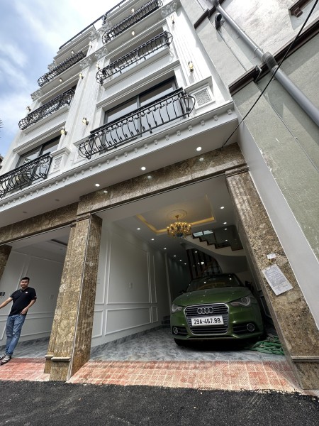 Bán nhà mới Thạch Bàn, Có gara oto, 45m2 nhỉnh hơn 4 tỷ