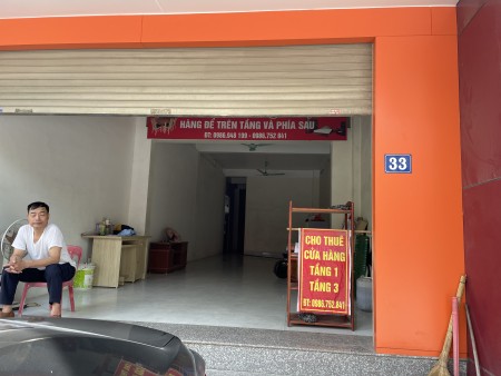Chính chủ cần cho thuê mặt bằng tầng 3, diện tích 180m2.