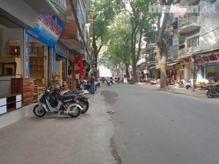 Bán đất mặt phố La Thành 60m2, mặt tiền 4m chỉ 17.9 tỷ Ngọc Khánh, Ba Đình.