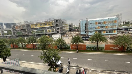 Cho thuê mặt bằng nhà phố shop house 5 tầng ngay cổng trường Vinschool