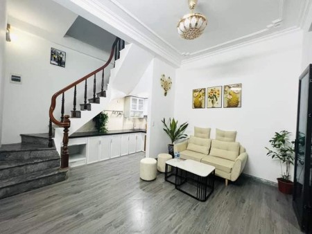 Bán nhà ngõ Chợ Khâm Thiên, Đống Đa 27m2, 4 tầng, mt 4.1m, giá 2.79 tỷ