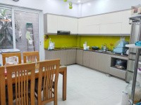 Bán nhà Phố Giảng Võ, 3 tầng, SĐCC, giá nhỉnh 4.3 tỷ.