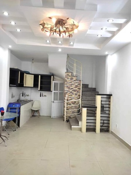 Bán nhà Khâm Thiên, Đống Đa 33m2, 4 tầng, mt 4.1m, giá 3.1 tỷ