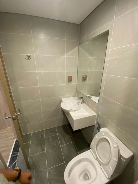 Chính chủ cần bán gấp căn hộ 1PN+ 47M2 Origami Vinhomes Grand Park quận 9 ngộp giá chỉ 1ty8 full NT