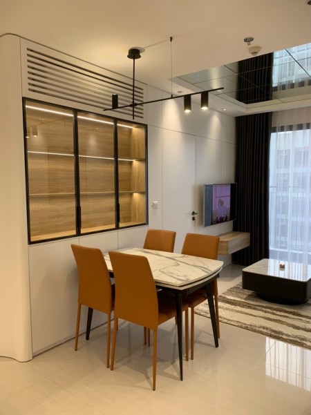 Cho thuê căn hộ 2N2VS góc 70m2 full đồ nội thất cao cấp cực đẹp giá vinhomes gia lâm