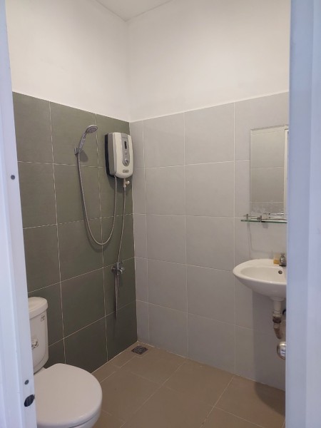 Cần bán căn hộ Cao Ốc H2 Đ/C 196 Hoàng Diệu, Hẻm 109 Hoàng Văn Thụ