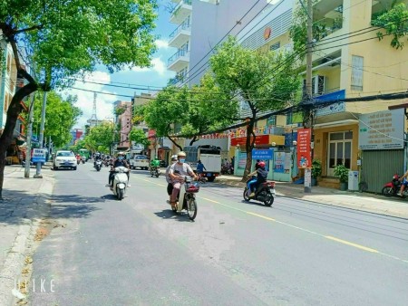 Bán nhà MT đường Hoàng Hoa Thám, Phường 6, BT ( đối diện UBP ) 5.5x7m, 4 Tầng, HĐT 25Tr, 11.8 Tỷ