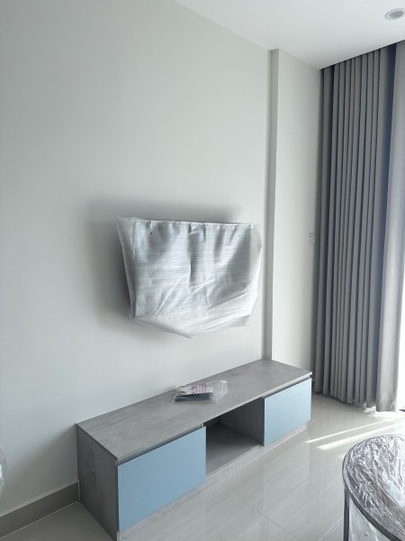 Cho thuê căn 1PN+ full nội thất chỉ 8 củ tại Vinhomes Quận 9
