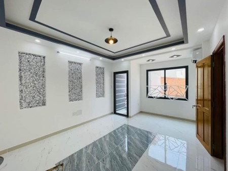 Bán nhà 60m²- giá rẻ nhất khu vực - hxh- sát mt- Dương Quảng Hàm Gò Vấp