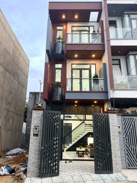 Cần bán gấp nhà 1 trệt 2 lầu mới xây, 54m2 4PN - 3WC, sổ hồng hoàn công, giá 4 tỷ 8 thương lượng