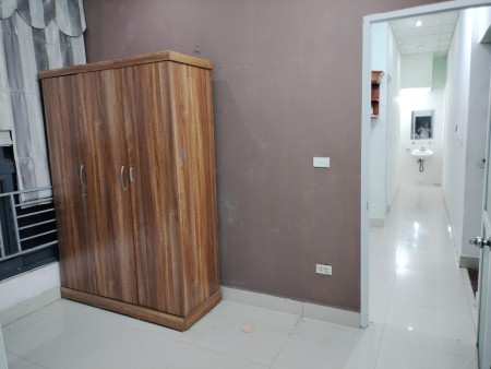 Cho thuê căn hộ CCMN 2pn diện tích 50m2 giá 4 triệu/tháng Quận Hà Đông