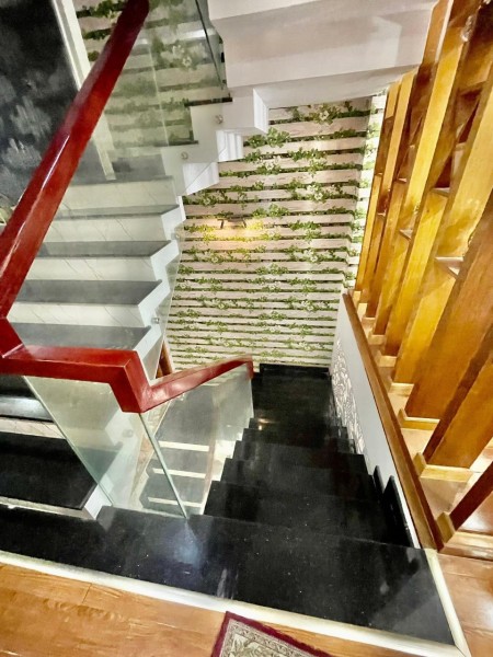 Đi đến slide 6