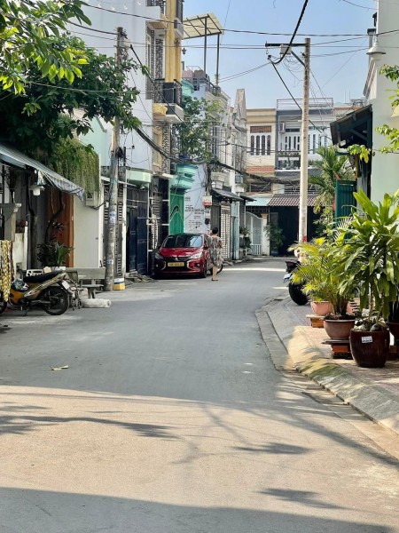 Chính chủ cần vốn làm ăn bán gấp căn nhà Huỳnh Văn Nghệ