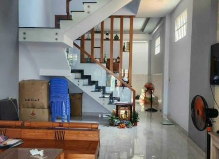 Bán nhà đường số 7 – CX Đô Thành Q3 (3 tầng ST – hẻm 4m) giá chỉ 6 tỷ 100 triệu TL
